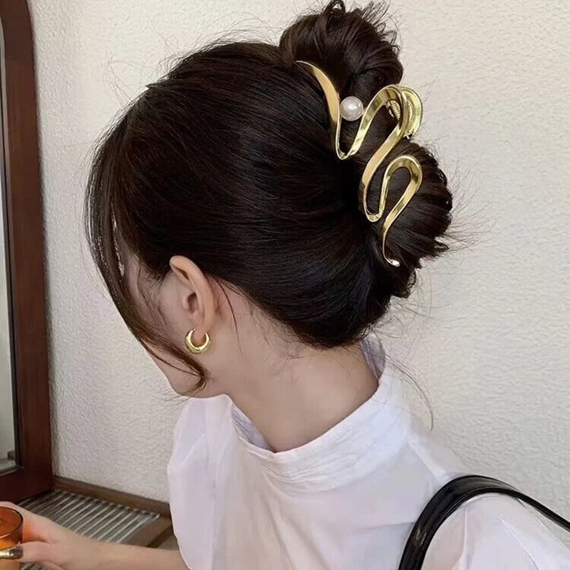 New Women Elegant Geometric Bow Hair Claws Vintage Simple Hair Clip Grab Large Metal Hairpins Barrettes Fashion Hair Accessories