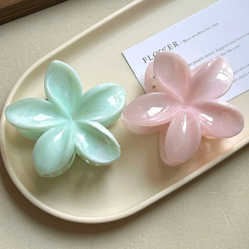 Sweet Flower Hair Claw Clips Hawaiian Flower Shark Hair Clamp Barrettes Headwear For Women Hair Accessories Beach Headwear Gifts