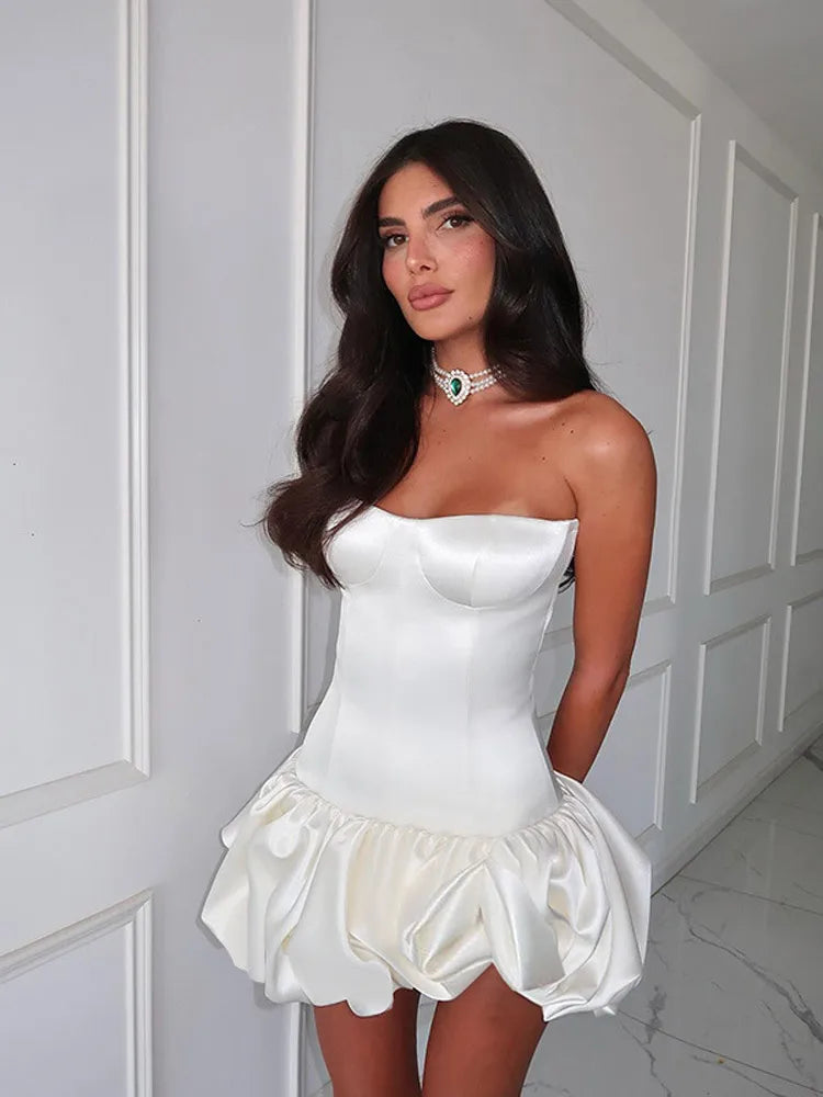 Fashion White O Neck Pleat Mini Dress Women Elegant Sleeveless High Waist Slim Puff Hem Short Dresses Lady 2025 New Street Robe