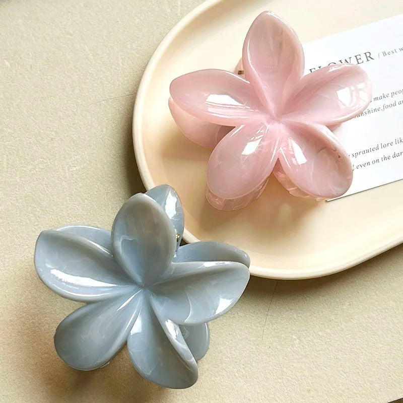 Sweet Flower Hair Claw Clips Hawaiian Flower Shark Hair Clamp Barrettes Headwear For Women Hair Accessories Beach Headwear Gifts