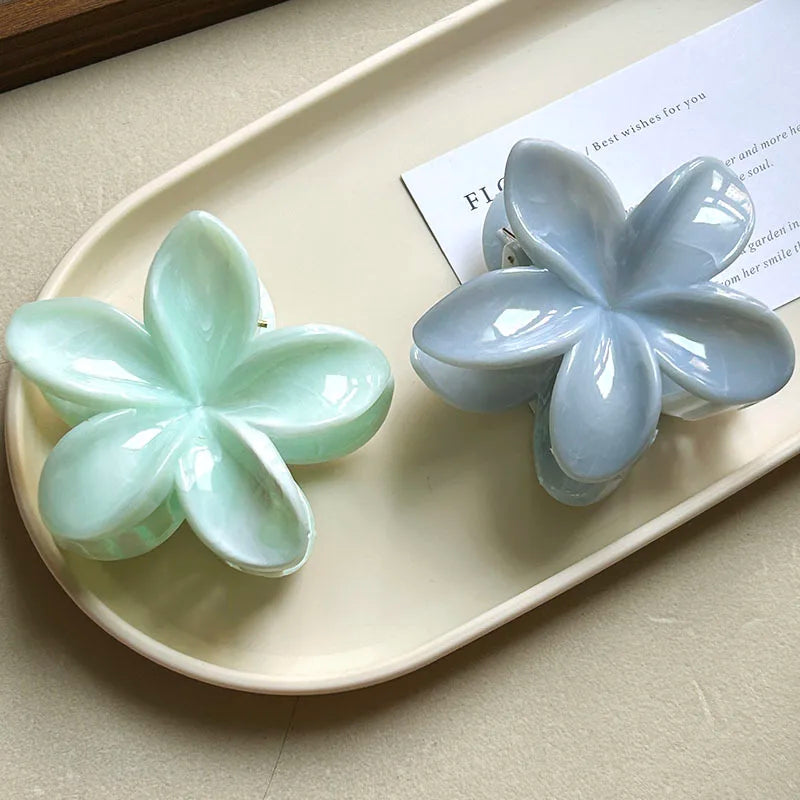 Sweet Flower Hair Claw Clips Hawaiian Flower Shark Hair Clamp Barrettes Headwear For Women Hair Accessories Beach Headwear Gifts