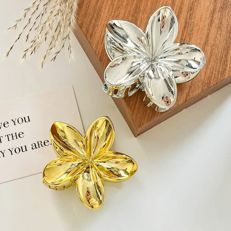 Korean Hawaiian Gradient Flower Hair Claw Clip For Women Girl Fashion Plastic Non Slip Hold Hairpin Barrette Hair Accessories